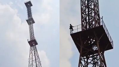 ಗಂಟೆಗಟ್ಟಲೆ ಕ್ಯೂ ನಿಂತರೂ ಸಿಗದ ಗ್ಯಾಸ್: ಮೊಬೈಲ್ ಟವರ್ ಏರಿ ಆಟೋ ಚಾಲಕನ ಆಕ್ರೋಶ