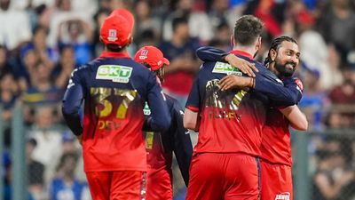 RCB Vs DC IPL 2026: ಕಿಂಗ್ ಕೊಹ್ಲಿ vs ಕೆ.ಎಲ್.ರಾಹುಲ್: ಬೆಂಗಳೂರಿನಲ್ಲಿ ಆರ್‌ಸಿಬಿಗೆ ಡೆಲ್ಲಿ ಕ್ಯಾಪಿಟಲ್ಸ್ ಸವಾಲ್