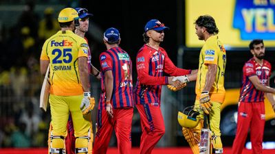 IPL 2026: ಐಪಿಎಲ್ 2026 ಪ್ಲೇ ಆಫ್ ರೇಸ್ನಿಂದ ಅಧಿಕೃತವಾಗಿ ಹೊರಬಿತ್ತು ಮೊದಲ ತಂಡ