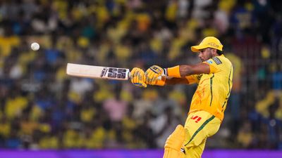 CSK Vs MI IPL 2026: ಮುಂಬೈ ಇಂಡಿಯನ್ಸ್‌ ತಂಡವನ್ನು ಪ್ಲೇಆಫ್‌ ರೇಸ್‌ನಿಂದ ಹೊರತಳ್ಳಿದ ಸಿಎಸ್‌ಕೆ ₹14 ಕೋಟಿ ಯುವ ಆಟಗಾರ       