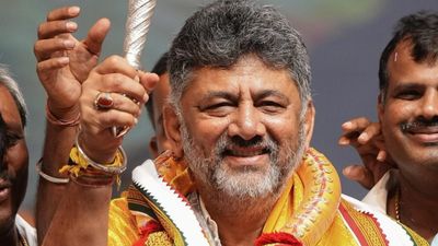 DK Shivakumar Assets: ಡಿಕೆಶಿ ಬಳಿ ಎಷ್ಟು ಕೋಟಿ ಆಸ್ತಿ ಇದೆ: ದೇಶದ ಶ್ರೀಮಂತ ರಾಜಕಾರಣಿ ಸಾಲವೆಷ್ಟು