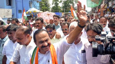 ಕೇರಳ ಚುನಾವಣೆ ಫಲಿತಾಂಶ 2026: 'ಮತ್ತೆ ತಿರುಗಿದ ಅಧಿಕಾರದ ಚಕ್ರ'; ಇಂದು ಯುಡಿಎಫ್‌ಗೆ ಒಲಿಯಲಿದೆಯೇ ಅದೃಷ್ಟ?