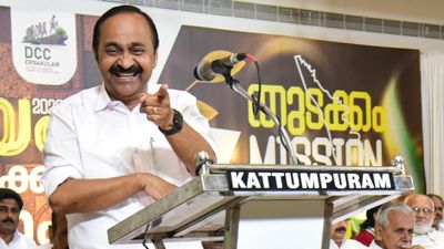 ಕೇರಳ ಚುನಾವಣೆ ಫಲಿತಾಂಶ 2026: ಆರಂಭಿಕ ಟ್ರೆಂಡ್‌ನಲ್ಲಿ ಮ್ಯಾಜಿಕ್ ನಂಬರ್ ದಾಟಿದ ಯುಡಿಎಫ್, ಎಲ್‌ಡಿಎಫ್‌ಗೆ ಭಾರೀ ಹಿನ್ನಡೆ