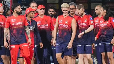 RCB: ಐಪಿಎಲ್ 2026 ಕ್ಲಾಲಿಫೈಯರ್ 1 ಪಂದ್ಯಕ್ಕೂ ಮುನ್ನ ಆರ್ಸಿಬಿ ಗೂಡು ತೊರೆದ ಸ್ಟಾರ್ ಆಟಗಾರ