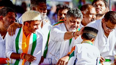 ದಾವಣಗೆರೆ ಉಪ ಚುನಾವಣೆ: ಕಾಂಗ್ರೆಸ್ ಅಭ್ಯರ್ಥಿ ಸಮರ್ಥ್ ಶಾಮನೂರಿಗೆ ಹಿನ್ನೆಡೆ, ಬಿಜೆಪಿ - ಎಸ್‌ಡಿಪಿಐ ಪೈಪೋಟಿ 