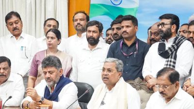 Siddaramaiah: ರಾಜಕಾರಣಿಗಳಿಗೆ ನಿವೃತ್ತಿ ಇಲ್ಲ: ಹೈಕಮಾಂಡ್ ಕೊಟ್ಟ ರಾಜ್ಯಸಭಾ ಆಯ್ಕೆ ವಿನಮ್ರವಾಗಿ ನಿರಾಕರಿಸಿದ್ದೇನೆ: ಸಿದ್ದು  