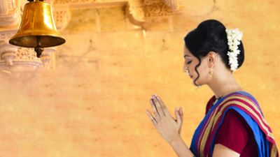 Vastu Tips for Women: ಲಕ್ಷ್ಮೀ ಕೋಪಕ್ಕೆ ಕಾರಣವಾಗುವ ಮಹಿಳೆಯರ ಈ ಅಭ್ಯಾಸಗಳು