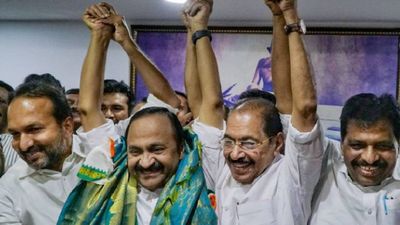 ಕೇರಳ ಸಿಎಂ ಆಗಿ ಇಂದು ವಿ.ಡಿ ಸತೀಶನ್ ಪ್ರಮಾಣವಚನ; ಸಚಿವ ಸಂಪುಟದಲ್ಲಿ ವೆಣುಗೋಪಾಲ್ ಬಣ ಮೇಲುಗೈ