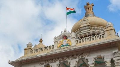 IAS Officers Transfer: ರಾಜ್ಯದಲ್ಲಿ ಇಷ್ಟು ಮಂದಿ ಐಎಎಸ್ ಅಧಿಕಾರಿಗಳ ದಿಢೀರ್ ವರ್ಗಾವಣೆ ಮಾಡಿ ಆದೇಶ      