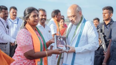 ತಮಿಳುನಾಡು ಬಿಜೆಪಿಗೆ ಮತ್ತೊಂದು ಶಾಕ್: ರಾಜ್ಯ ಕಾರ್ಯದರ್ಶಿ ಸುಮತಿ ದಿಢೀರ್ ರಾಜೀನಾಮೆ