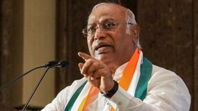 ಕರ್ನಾಟಕ ರಾಜ್ಯಸಭಾ ಚುನಾವಣೆ: ಮಲ್ಲಿಕಾರ್ಜುನ ಖರ್ಗೆ ಸೇರಿ ನಾಲ್ವರು ಅವಿರೋಧ ಆಯ್ಕೆ