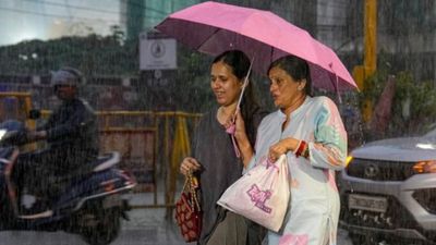 Karnataka Weather: ವಾಡಿಕೆ ಮಳೆ ಆಸೆ ಬಿಟ್ಟು ಬಿಡಿ, ಮುಂಗಾರು ಚೇತರಿಕೆ ಆಗೋದು ಇನ್ನು ಕಷ್ಟ ಎಂದ ಹವಾಮಾನ ಇಲಾಖೆ