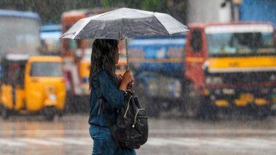Karnataka Weather: ಕೈಕೊಟ್ಟ ಮುಂಗಾರು, ರಾಜ್ಯದ ಈ ಜಿಲ್ಲೆಗಳಲ್ಲಿ ಮಾತ್ರ ಭಾರಿ ಮಳೆ ಮುನ್ಸೂಚನೆ 