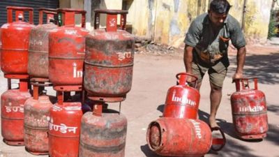 LPG Subsidy: ಎಲ್‌ಪಿಜಿ ಬಳಕೆದಾರರ ಗಮನಕ್ಕೆ: ಜೂನ್ 30ರೊಳಗೆ ಈ ಕೆಲಸ ಮಾಡದಿದ್ರೆ ನಿಮಗೆ ಸಬ್ಸಿಡಿ ಸಿಗಲ್ಲ