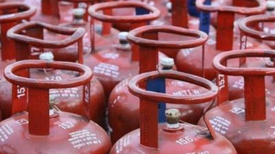 LPG: ಎಲ್‌ಪಿಜಿ ಸಿಲಿಂಡರ್ ಬಳಕೆದಾರರು ತಿಳಿದುಕೊಳ್ಳಲೇಬೇಕಾದ ಮಹತ್ವದ ಮಾಹಿತಿ