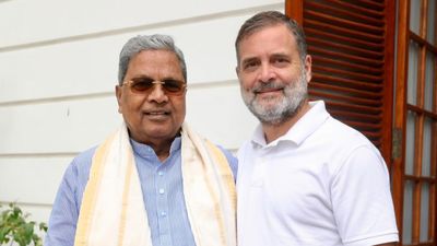 ಸಿಎಂ ಸ್ಥಾನ ಬಿಟ್ಟುಕೊಟ್ಟ ಸಿದ್ದರಾಮಯ್ಯಗೆ ಹೈಕಮಾಂಡ್‌ನಿಂದ ಮಹತ್ವದ ಜವಾಬ್ದಾರಿ