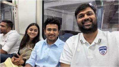 ಸಂಸದ ತೇಜಸ್ವಿ ಸೂರ್ಯ ಜೊತೆ ಮೆಟ್ರೋ ಪ್ರಯಾಣ; ಅಲ್ಲೇ ಯುವ ಉದ್ಯಮಿಯ ಸ್ಟಾರ್ಟ್‌ಅಪ್‌ ಪಿಚ್‌!