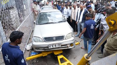 Bengaluru Vehicle: ಬೆಂಗಳೂರಲ್ಲಿ ಈ ರೀತಿ ವಾಹನ ನಿಲ್ಲಿಸುವವರ ಮೇಲೆ ಕ್ರಮ: ಸಚಿವ ಕೃಷ್ಣಬೈರೇಗೌಡ ಎಚ್ಚರಿಕೆ