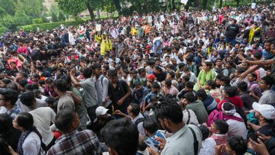 Cjp Protest: ದೆಹಲಿಯ ಜಂತರ್ಮಂತರ್ನಲ್ಲಿ ಉಗ್ರ ಹೋರಾಟ, 8,000 ಜನ ಭಾಗಿ - ಪಂಜಾಬ್ ರೈತರ ಬೆಂಬಲ; ಲಾರಿಗಳಲ್ಲಿ ಕಲ್ಲು!