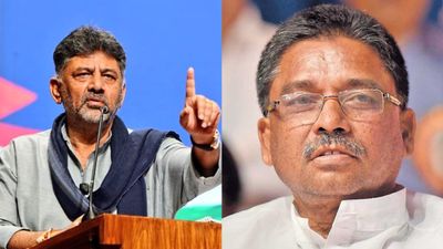 Cabinet Reshuffle: ಜಾತಿ ನೋಡಿ ಕೆಲಸಕ್ಕೆ ಬಾರದವರಿಗೆಲ್ಲ ಸಚಿವ ಸ್ಥಾನ ಕೊಡಬೇಡಿ: ಉಗ್ರಪ್ಪ ಹೀಗಂದಿದ್ದೇಕೆ?