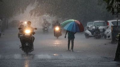 Karnataka Weather: ಕೈಕೊಟ್ಟ ಮುಂಗಾರು, ಬೆಂಗಳೂರು ಸೇರಿ ರಾಜ್ಯದ ಈ ಜಿಲ್ಲೆಗಳಲ್ಲಿ 3 ದಿನ ಮಳೆ ಮುನ್ಸೂಚನೆ
