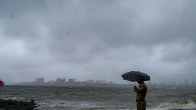 Karnataka Monsoon: ಮತ್ತೆ ಮುಗಾರು ಚುರುಕು, ಬೆಂಗಳೂರು ಸೇರಿ ರಾಜ್ಯದ ಈ ಜಿಲ್ಲೆಗಳಲ್ಲಿಂದು ಭಾರಿ ಮಳೆ ಮುನ್ಸೂಚನೆ: ಐಎಂಡಿ