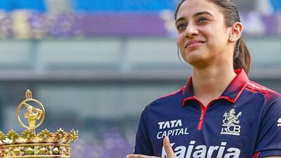 Smriti Mandhana: ಸ್ಮೃತಿ ಮಂಧಾನ ಆರ್‌ಸಿಬಿ ತೊರೆದು ಎಲ್‌ಎಸ್‌ಜಿ ಸೇರಿದ್ರಾ? ಅಸಲಿ ಸತ್ಯ ಏನು?  