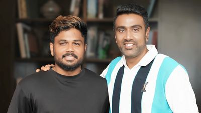 IND vs NZ: സഞ്ജുവിനെ 'തൊട്ടുകളിക്കേണ്ട'!! എന്തിന് ഇഷാന്‍? അശ്വിന്‍ കലിപ്പില്‍, പറഞ്ഞതിങ്ങനെ