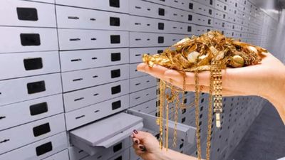സ്വർണ്ണം ബാങ്ക് ലോക്കറിൽ വെച്ചിട്ടുണ്ടോ? ഈ RBI നിയമം അറിഞ്ഞില്ലെങ്കിൽ പണി കിട്ടും