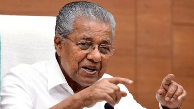  ഭിന്നിപ്പിന്റെ രാഷ്ട്രീയത്തെ സ്‌നേഹവും സാഹോദര്യവും കൊണ്ട് പ്രതിരോധിക്കണം; മുഖ്യമന്ത്രി