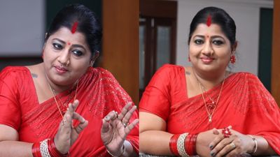 'അഭിമാനമുള്ള ഒരു സ്ത്രീയും അങ്ങോട്ട് പോയി മുട്ടില്ല, ചില സ്ത്രീകൾ പുരുഷനെ തകർക്കാനായി നടക്കുന്നു'; പ്രിയങ്ക