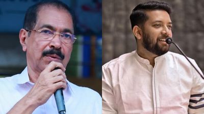 സണ്ണി ജോസഫ് ഇക്കുറി മത്സരിക്കും? കെപിസിസി അധ്യക്ഷന സ്ഥാനം നോട്ടമിട്ട് നേതാക്കൾ, ഷാഫിയും പരിഗണനയിൽ