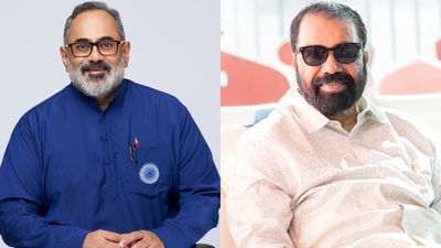 കൊല്ലത്ത് കേന്ദ്രം അനുവദിച്ച മെഡിക്കൽ കോളേജ് പിണറായി മുടക്കിയോ? മറുപടിയുമായി വി ശിവൻകുട്ടി