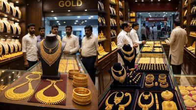 പഴയ സ്വർണം വിൽക്കാനുണ്ടോ? വാങ്ങാനാകാതെ ജ്വല്ലറികൾ, സ്വർണവില കുറഞ്ഞിട്ടും പുതിയ പ്രതിസന്ധി