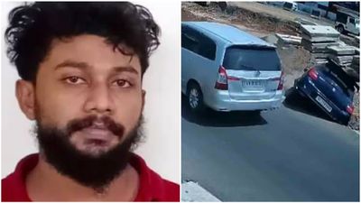 പട്ടാപകൽ അരുംകൊല; കൊല്ലത്ത് ഗുണ്ടാനേതാവിനെ നടുറോഡിൽ വെട്ടി കൊന്നു