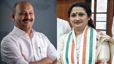 കലങ്ങി മറിഞ്ഞ് എറണാ‘കുളം’; വിശ്വസ്തരെയും വാക്ക് കൊടുത്തവരെയും എവിടെ നിർത്തും?