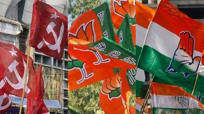 യുവ മനസ്സുകളിലെന്താണ്? 2021ലെ വോട്ട് വിഹിതം വർധിപ്പിക്കാൻ ‘ജെൻ സി’യെ കയ്യിലെടുക്കാൻ മുന്നണികൾ