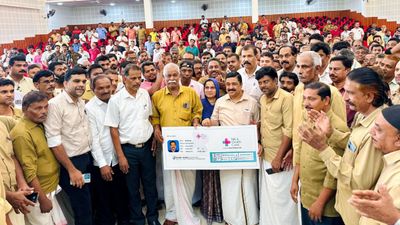 പെരിന്തല്‍മണ്ണ ഓട്ടോ തൊഴിലാളികള്‍ക്ക് ഹെല്‍ത്ത് കാര്‍ഡ്; 8 ആശുപത്രികളുമായി സഹകരിച്ച് പദ്ധതി