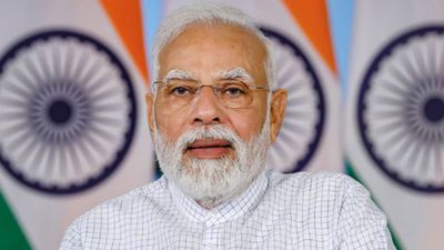 പശ്ചിമേഷ്യ പ്രതിസന്ധി; മുഖ്യമന്ത്രിമാരുടെ യോഗം വിളിച്ച് കേന്ദ്രം, എണ്ണ ക്ഷാമം ഇല്ലെന്ന് സര്‍ക്കാര്‍