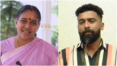 പാലക്കാട് ബിജെപിയിൽ 'കല്ലുകടി'; ശോഭ സുരേന്ദ്രന്റെ വരവിൽ അതൃപ്തിയുമായി ജില്ലാ അധ്യക്ഷൻ,