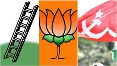 താമര ചിഹ്നം മറ്റു പാര്‍ട്ടിക്കാര്‍ക്കും നല്‍കി ബിജെപി; കപ്പും സോസറും ഭാഗ്യചിഹ്നമായ മലപ്പുറം, കൗതുക കാഴ്ച