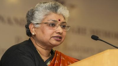 കേന്ദ്രം സംസ്ഥാനങ്ങളെ 'കീഴാളന്മാരായി' കാണരുത്; കേന്ദ്ര സ്ഥാപനങ്ങള് നിഷ്പക്ഷരാകണ: ജ. ബിവി നാഗരത്ന