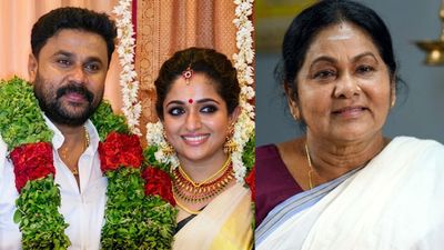 'കാവ്യ പൊട്ടിയും മന്ദബുദ്ധിയും ആണെന്ന് ദിലീപ്, അവളെ ഇഷ്ടമാണെന്ന് പലവട്ടം പറഞ്ഞു'; കെപിഎസി ലളിതയുടെ വാക്കുകൾ