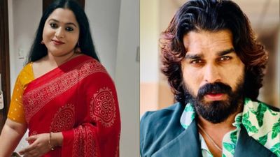 'കിതാബ് അനുസരിച്ചു മാത്രമാണോ ഇയാൾ ജീവിക്കുന്നത്? ഇത് രണ്ടാമത്തെ പീഡന കേസ്'; ഷിയാസിനെതിരെ ലക്ഷ്‌മി പ്രിയ