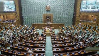 Parliament Live: എല്ലാ കണ്ണുകളും പാര്‍ലമെന്റിലേക്ക്; നിര്‍ണായക സമ്മേളനം ഇന്ന്