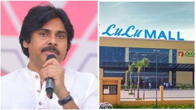 ലുലു ഗ്രൂപ്പിന് പൂട്ടിട്ടത് പവന്‍ കല്യാണ്‍? ചര്‍ച്ച ചൂടുപിടിക്കുന്നു; വിളിച്ചുവരുത്തി അപമാനിച്ചോ