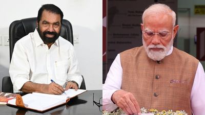 'പ്രിയപ്പെട്ട മോദിജി, കേരളത്തിന്‌ കേന്ദ്രം നൽകിയത് വെറും ആറു കോടി രൂപ', വിവേചനം ചൂണ്ടിക്കാട്ടി വി ശിവൻകുട്ടി