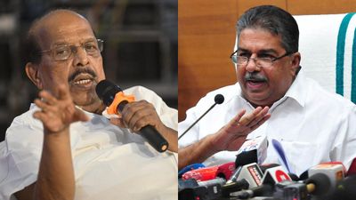 ജി. സുധാകരൻ കോൺഗ്രസിലെ കരിമ്പിൻ ചണ്ടി- ചുമന്ന് മടുത്ത് വേണുഗോപാൽ കടലിൽ ചാടി ചാകുമെന്ന് സജി ചെറിയാൻ