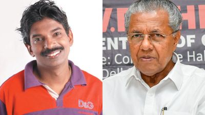 'പിണറായി രേവന്തിന് നൽകിയ മറുപടിയിൽ തെറ്റില്ല, ബഹുമാനം കൊടുത്താലേ തിരിച്ചുകിട്ടൂ'; സന്തോഷ് പണ്ഡിറ്റ്