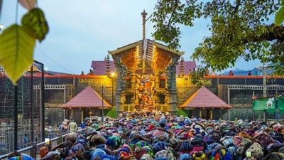 ശബരിമല: പ്രക്ഷോഭത്തിന് നേതൃത്വം നല്‍കിയത് ആര്? രാഷ്ട്രീയമായി മുതലെടുത്തത് ആര്?